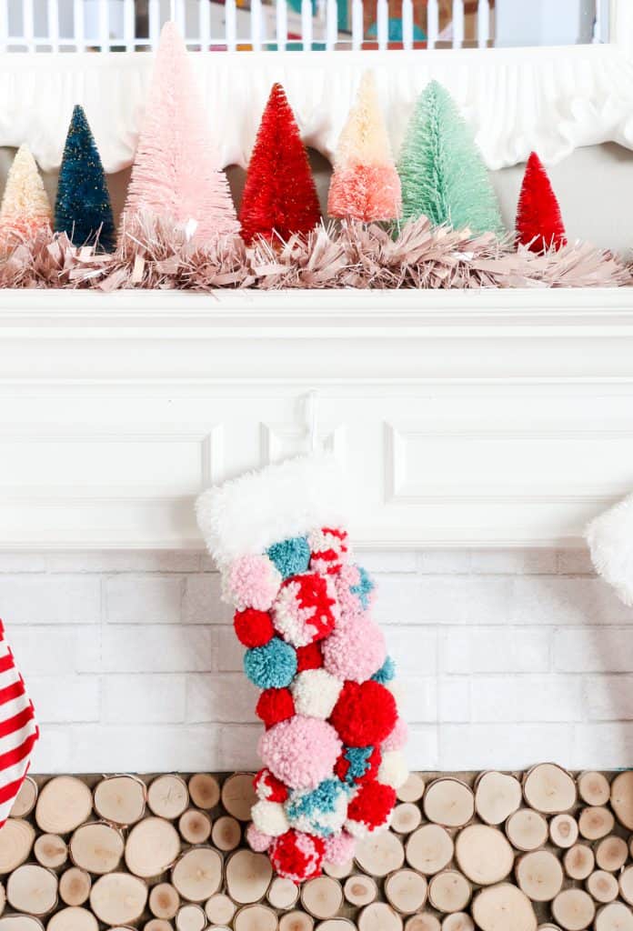 Meias DIY-Pom-Pom-Natal