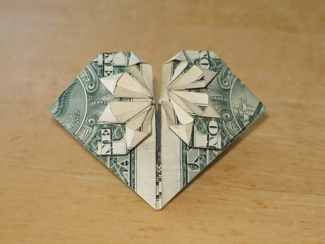 Origami de dinheiro criativo